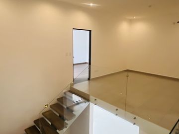 Hermosa Casa en Venta  en Altares Residencial