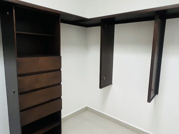 Hermosa Casa en Venta  en Altares Residencial