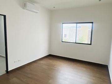 Hermosa Casa en Venta  en Altares Residencial