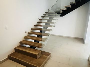 Hermosa Casa en Venta  en Altares Residencial