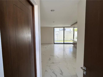 CASA EN VENTA VALLES DEL MOLINO