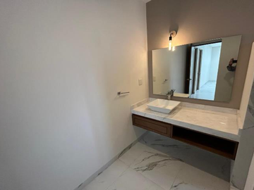 CASA EN VENTA VALLES DEL MOLINO