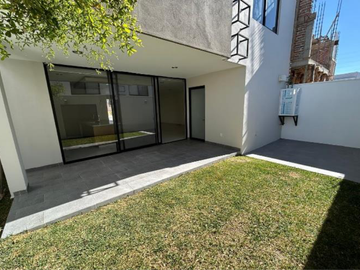 CASA EN VENTA VALLES DEL MOLINO