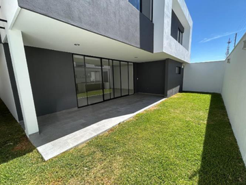 CASA EN VENTA VALLE DEL MOLINO
