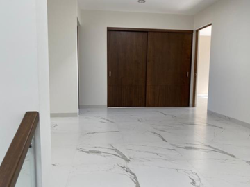 CASA EN VENTA VALLE DEL MOLINO