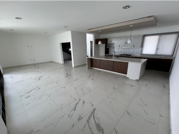 CASA EN VENTA VALLE DEL MOLINO
