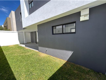CASA EN VENTA VALLE DEL MOLINO