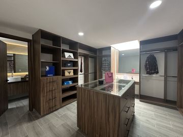 CASA EN VENTA  PARQUE QUERETARO LOMAS DE ANGELOPOLIS