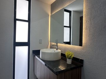 CASA EN VENTA  PARQUE QUERETARO LOMAS DE ANGELOPOLIS