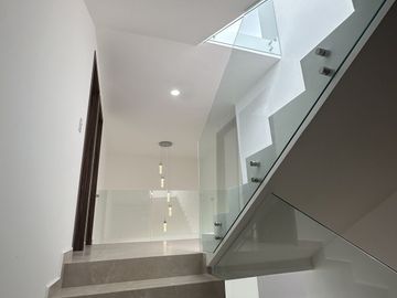 CASA EN VENTA  PARQUE QUERETARO LOMAS DE ANGELOPOLIS