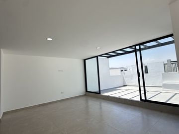 CASA EN VENTA  PARQUE QUERETARO LOMAS DE ANGELOPOLIS