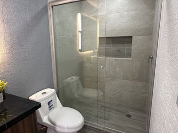 CASA EN VENTA  PARQUE QUERETARO LOMAS DE ANGELOPOLIS