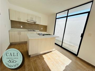SE VENDE CASA EN Camino Real