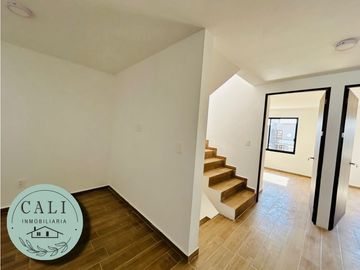 SE VENDE CASA EN Camino Real