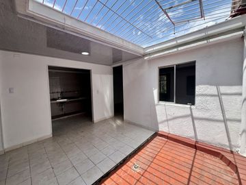 Venta Casa Bifamiliar Con Local B/ Los Andes, Cali Norte