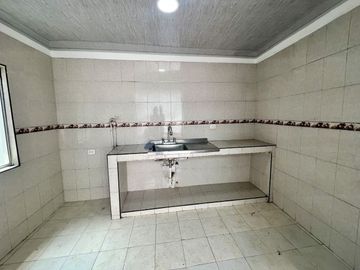 Venta Casa Bifamiliar Con Local B/ Los Andes, Cali Norte