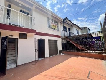 Venta Casa Bifamiliar Con Local B/ Los Andes, Cali Norte