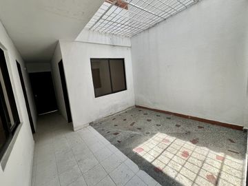 Venta Casa Bifamiliar Con Local B/ Los Andes, Cali Norte