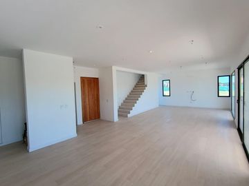 Casa al Rio en Naudir en venta y alquiler anual con 4 dormitorios