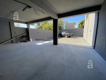 Departamento 2 ambientes con Cochera en Venta en Chilavert