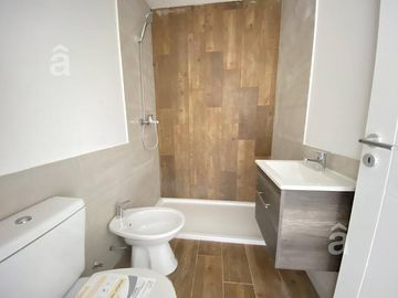 Departamento 2 ambientes con Cochera en Venta en Chilavert