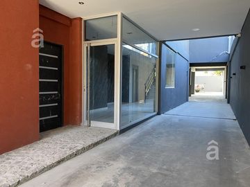 Departamento 2 ambientes con Cochera en Venta en Chilavert