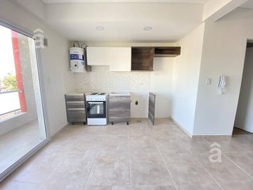 Departamento 2 ambientes con Cochera en Venta en Chilavert