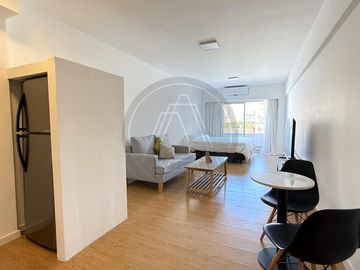 Departamento monoambiente con cochera y baulera en venta - Palermo Soho