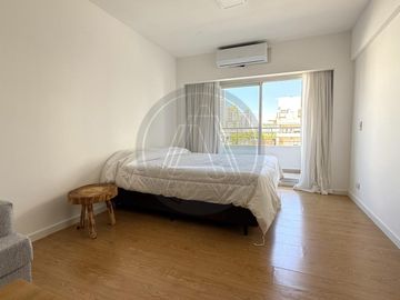 Departamento monoambiente con cochera y baulera en venta - Palermo Soho