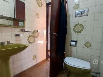 Casa/PH en Altos, Cerca de Av. Maipú, 5 Amb. con Balcón, Quincho y Terraza