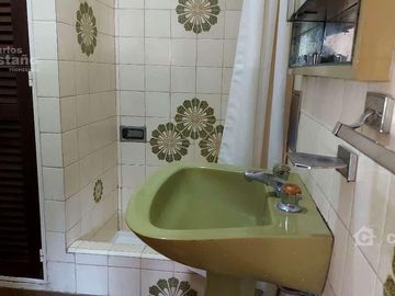 Casa/PH en Altos, Cerca de Av. Maipú, 5 Amb. con Balcón, Quincho y Terraza