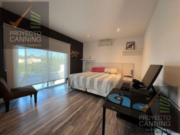 Casa en venta Barrio Don Joaquin Canning