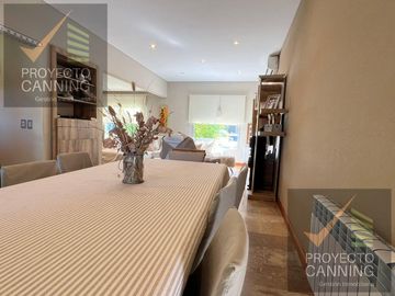 Casa en venta Barrio Don Joaquin Canning