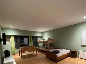 Casa en venta - 3 Dormitorios 3 Baños - 800Mts2 - Miramar