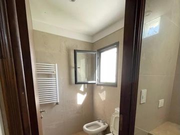 Casa en venta - 3 Dormitorios 3 Baños - 800Mts2 - Miramar