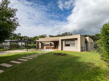 Inigualable casa country Green Ville I