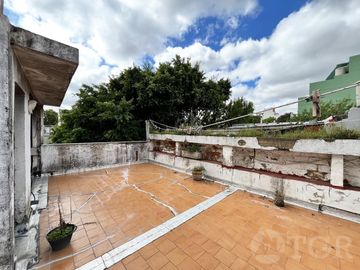PH en  Zona Residencial Oeste de Capital