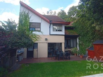 Casa en venta en Temperley