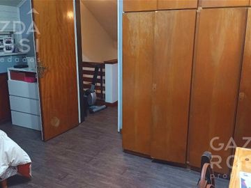Casa en venta en Temperley