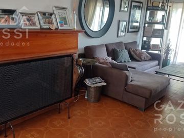 Casa en venta en Temperley