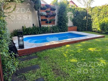 Casa en venta en Temperley