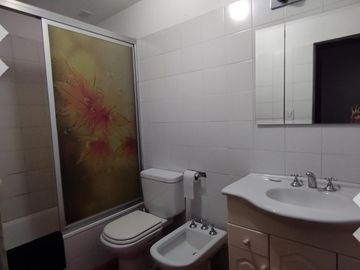 En Venta Casa 4 dormitorios con Pileta, B°Cumelén, Neuquén