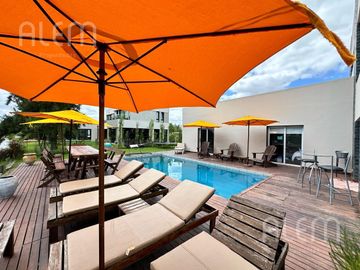 Casa en  venta en Barrio Privado San Eliseo Canning