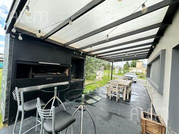 Casa en  venta en Barrio Privado San Eliseo Canning