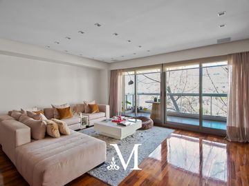 Departamento en  venta - 5 ambientes con dependencia con cochera - 195 m2  - Palermo chico