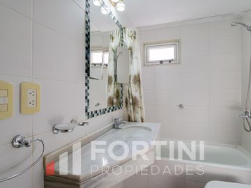 Venta Departamento 2 Ambientes  en Villa Ballester Apto Crédito