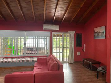 Casa en venta - 3 Dormitorios 2 Baños - 247Mts2 - Pilar