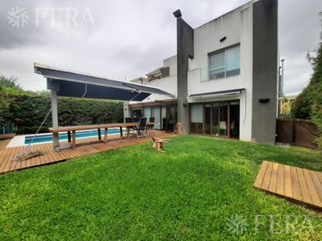Venta casa 6 ambientes con terraza y piscina Altos de Hudson II