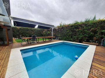 Venta casa 6 ambientes con terraza y piscina Altos de Hudson II