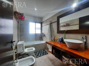 Venta casa 6 ambientes con terraza y piscina Altos de Hudson II